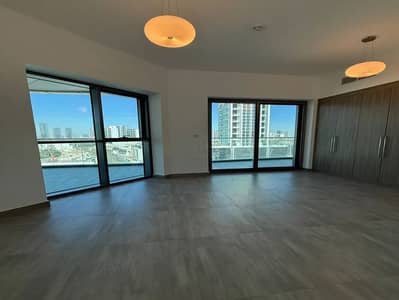 2 habitaciones Apartamento para en Alquiler en Jumeirah Village Circle (JVC), Dubai - Apartamento en Jumeirah Village Circle (JVC)，JVC District 12，Alpha Green Tower, 2 dormitorios, 110000 AED - 16279064