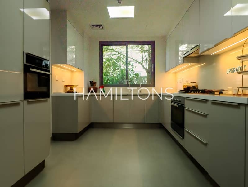 17 Show Villa-3 copy. jpg