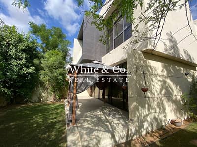 4 Bedroom Villa for Rent in DAMAC Hills, Dubai - 4 bed + maids | Unfurnished | Single Row