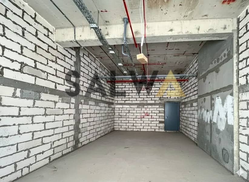 High‑Visibility Retail Shop | Prime Location High‑Visibility Retail Shop | Prime Location