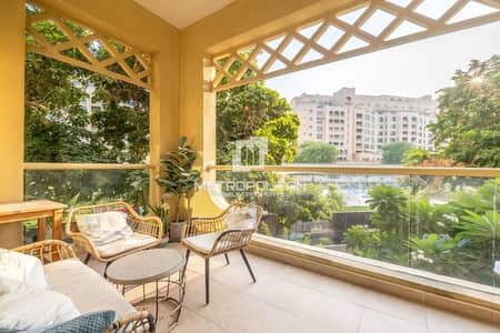2 habitaciones Apartamento para en Venta en Palm Jumeirah, Dubai - Apartamento en Palm Jumeirah,Shoreline Apartments,Jash Hamad, 2 dormitorios, 3450000 AED - 16279860 2 habitaciones Apartamento para en Venta en Palm Jumeirah, Dubai - Apartamento en Palm Jumeirah,Shoreline Apartments,Jash Hamad, 2 dormitorios, 3450000 AED - 16279860