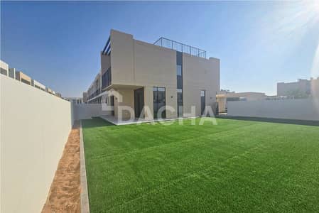 4 Bedroom Villa for Rent in Dubai South, Dubai - Vacant | Unfurnished | Landscaped 4 Bedroom Villa for Rent in Dubai South, Dubai - Vacant | Unfurnished | Landscaped