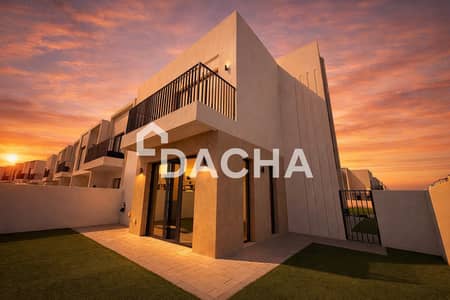 4 Bedroom Townhouse for Rent in Dubai South, Dubai - Vacant Now | Large Plot | Great value