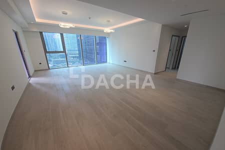 1 Bedroom Flat for Sale in Jumeirah Lake Towers (JLT), Dubai - Rare corner unit I Closed kitchen | Lake view