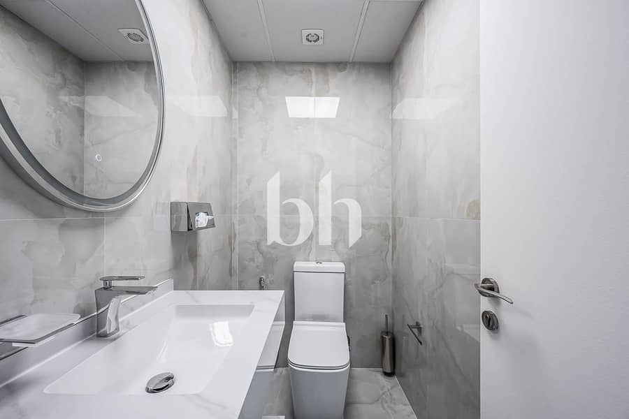 5 images image img