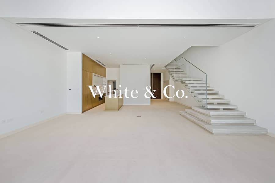 Villetta a schiera a Nad Al Sheba Gardens,Nad Al Sheba Gardens 2, 3 camere da letto, 5650000 AED - 16281085 Villetta a schiera a Nad Al Sheba Gardens,Nad Al Sheba Gardens 2, 3 camere da letto, 5650000 AED - 16281085