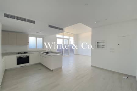 2 Bedroom Apartment for Sale in Jumeirah Village Circle (JVC), Dubai - Vacant | Ellington | Community View