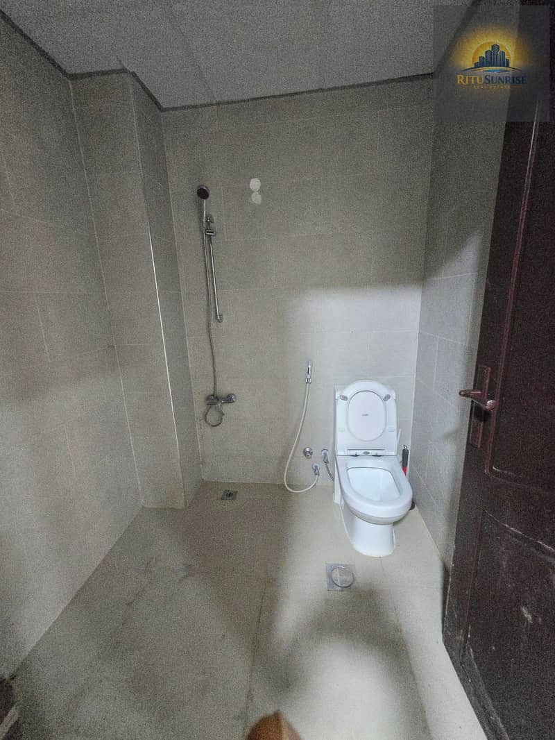 12 1000116573. jpg