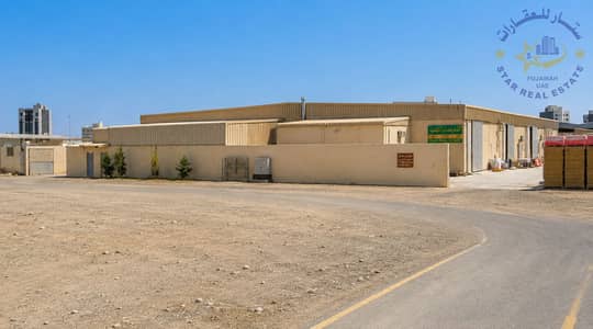 Warehouse de  à à vendre à Al Hayl, Fujairah - صورة الوجههالمستودعاتت. png