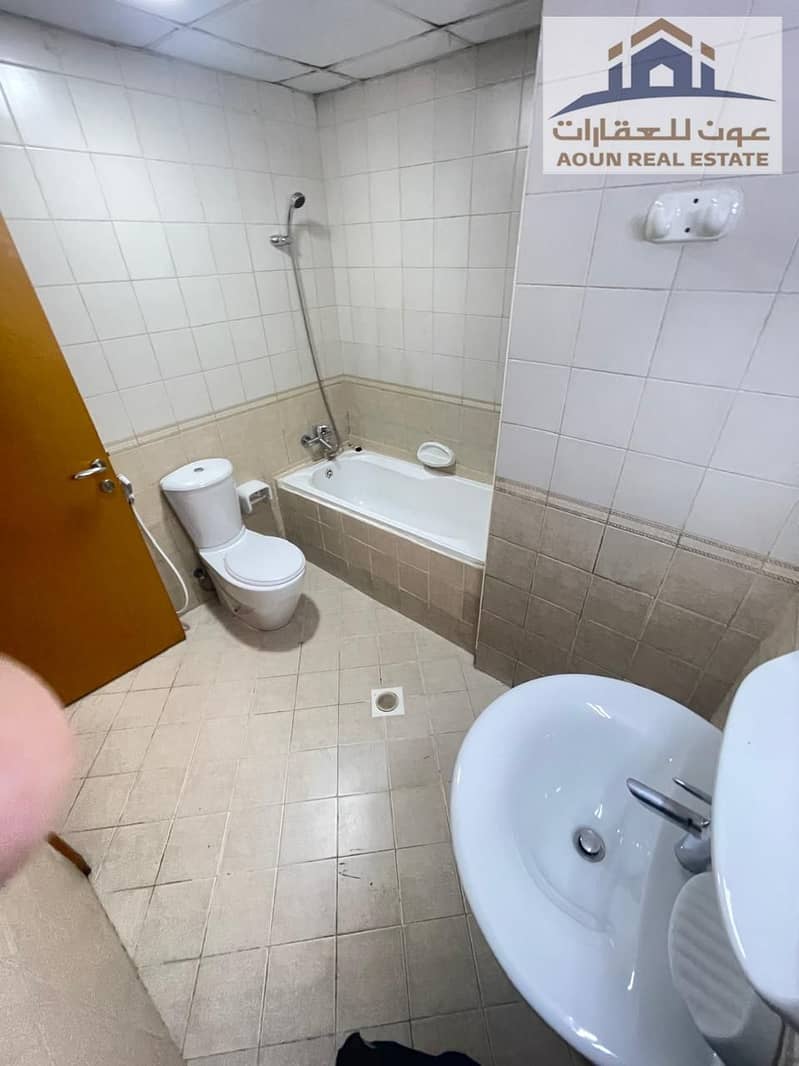 21 b67be8b3-01ba-4913-a0aa-3baff84d172a. jpg
