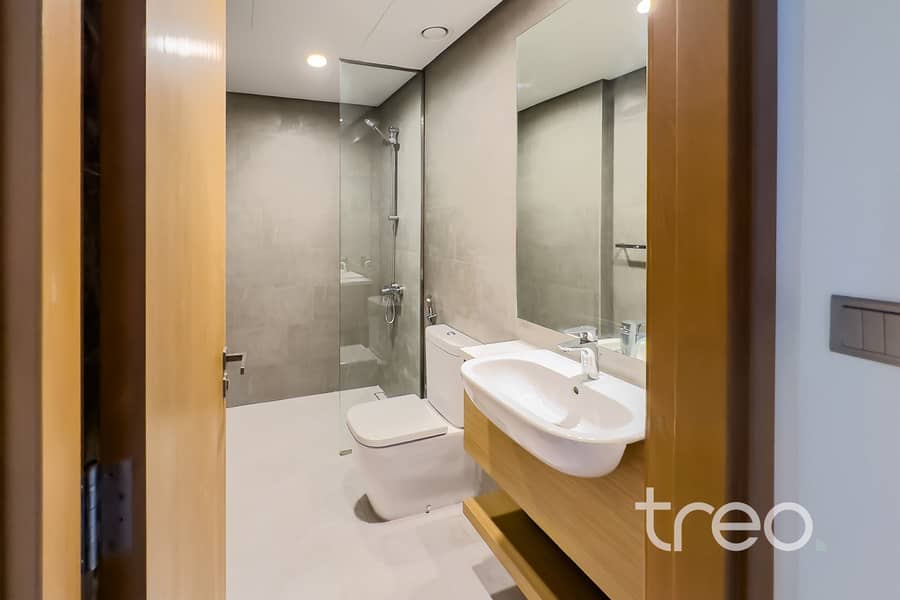 14 _Downstairs Toilet . jpg