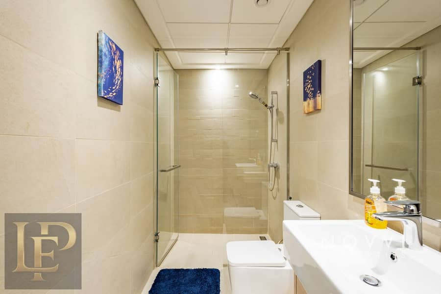 14 master-bathroom-5. jpg