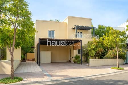 3 Bedroom Villa for Sale in The Lakes, Dubai - Rare Vacant Type 5 | Prime Internal Location | VOT