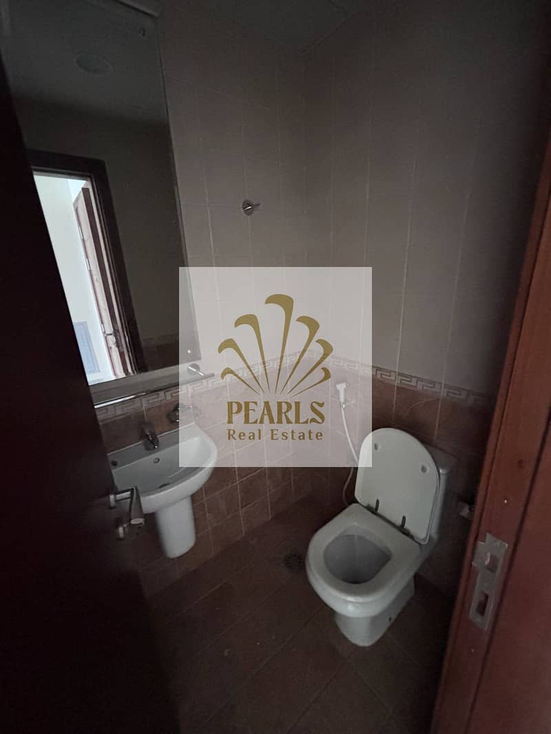 31 WhatsApp Image 2026-08-24 at 18.35. 24 (2). jpeg