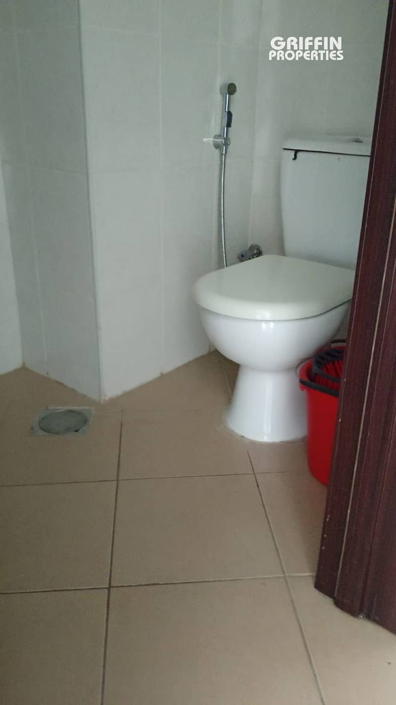 15 ea8e9054-d975-4590-8ae5-ff513aab2aff. jpg