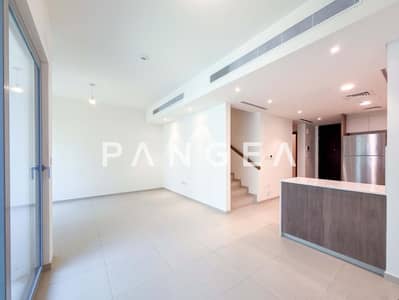 3 Bedroom Villa for Rent in Tilal Al Ghaf, Dubai - Close to Pool and Park | Flexible Cheques