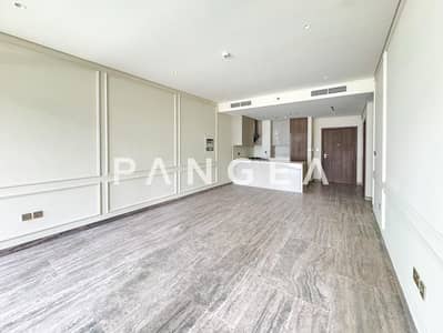 2 Bedroom Apartment for Sale in Business Bay, Dubai - Upgraded | Biggest Layout | Canal View