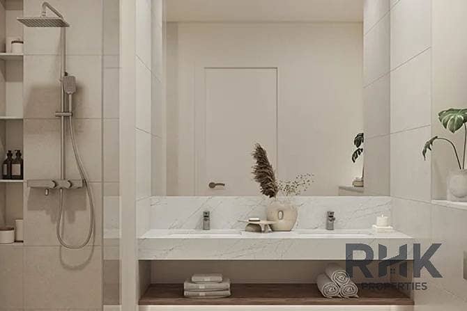 7 Contemporary bathroom with walk-in shower and marble vanity in Rivana townhouse Dubai