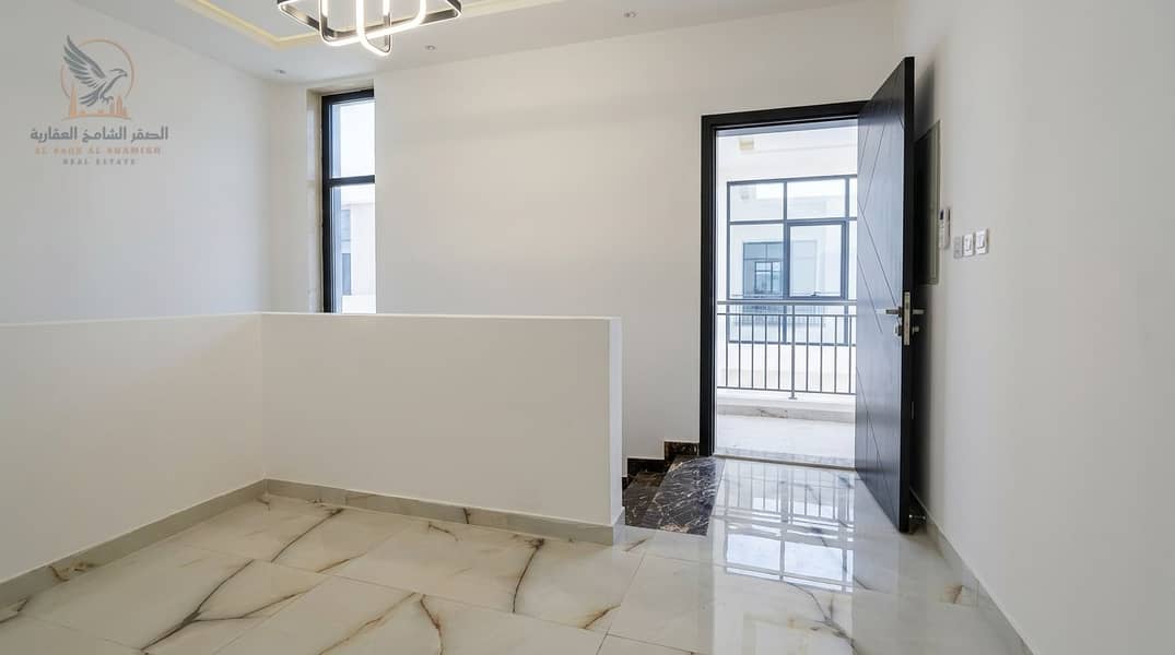 7 Enhancing_real_estate_listing_ph…_202608201033_2. jpeg