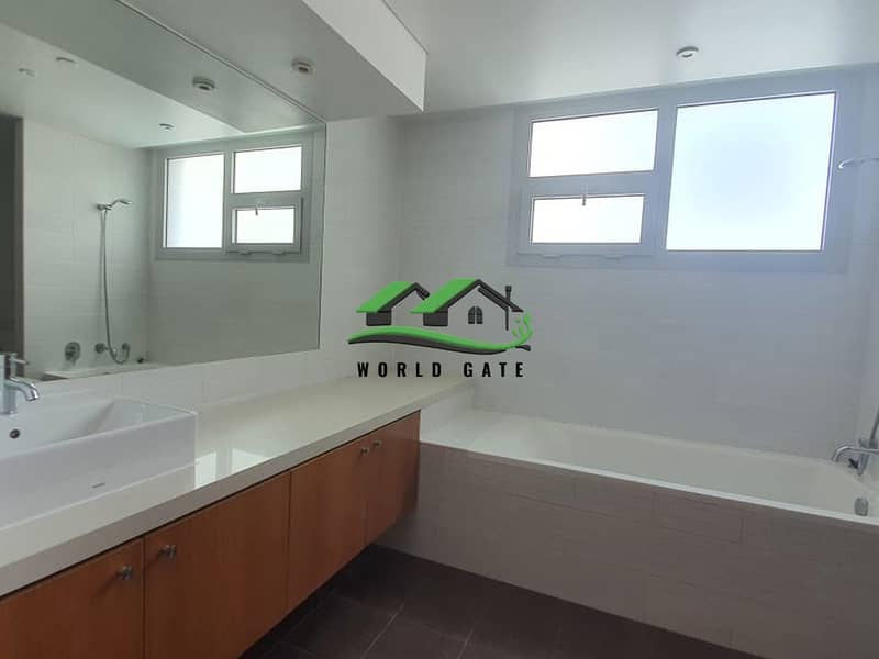 13 WhatsApp Image 2025-02-08 at 12.15. 05 PM. jpeg