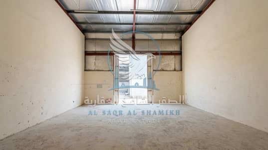 Warehouse for Rent in Industrial Area, Sharjah - مستودع للإيجار في الصناعية 18  1200 قدم مربع  60,000 درهم سنوياً 2. jpeg