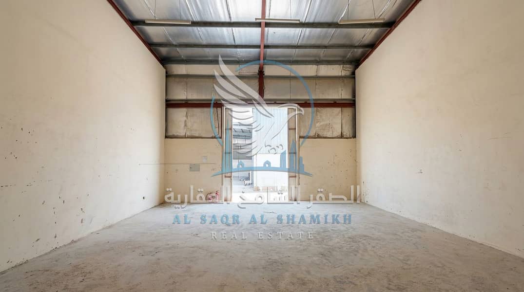 مستودع للإيجار في الصناعية 18 1200 قدم مربع 60,000 درهم سنوياً 2. jpeg مستودع للإيجار في الصناعية 18 1200 قدم مربع 60,000 درهم سنوياً 2. jpeg