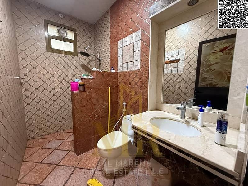 49 861278477-800x600. jpeg