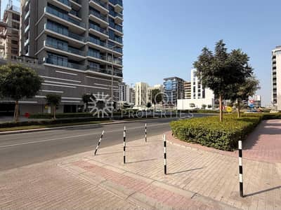 Shop te Huur in Jumeirah Garden City, Dubai - Winkel in Jumeirah Garden City，Karimian 3 Building, 494500 AED - 16287017