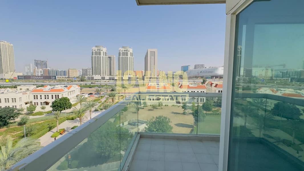 Modern Apartment | Balcony | Covered Parking Modern Apartment | Balcony | Covered Parking