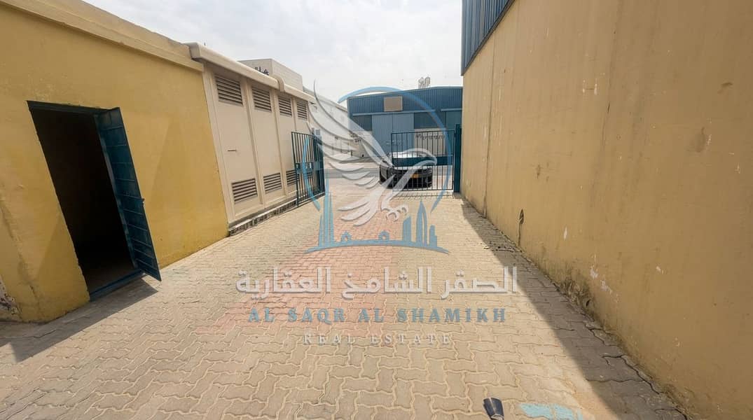 7 حوطة مع مكاتب ومستودع. jpeg