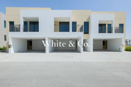 3 Bedroom Townhouse for Sale in Arabian Ranches 3, Dubai - Skylight | Corner | Wadi River Backing