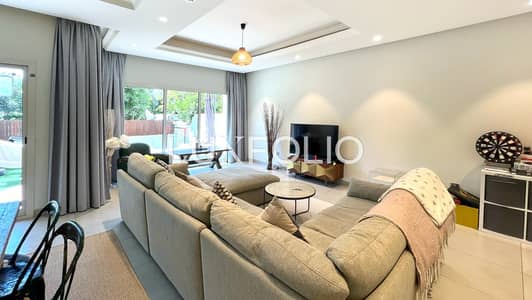 3 Bedroom Villa for Sale in Jumeirah Golf Estates, Dubai - Renovation Opportunity | Great Condition | Single Row 3 Bedroom Villa for Sale in Jumeirah Golf Estates, Dubai - Renovation Opportunity | Great Condition | Single Row