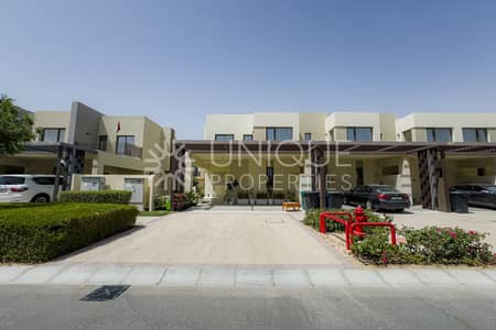 4 habitaciones Villa para en Venta en Dubai South, Dubai - Villa en Dubai South,Emaar South,Expo Golf Villas,Expo Golf Villas 2 (Parkside 2), 4 dormitorios, 3150000 AED - 16288437 4 habitaciones Villa para en Venta en Dubai South, Dubai - Villa en Dubai South,Emaar South,Expo Golf Villas,Expo Golf Villas 2 (Parkside 2), 4 dormitorios, 3150000 AED - 16288437