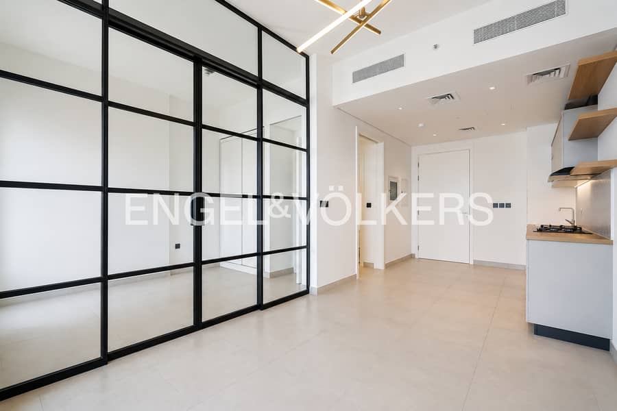 Vacant | Villa View | Great Condition Vacant | Villa View | Great Condition