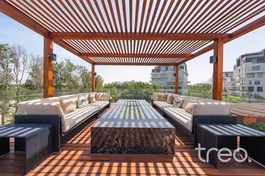 23 cigar lounge roof view. jpg