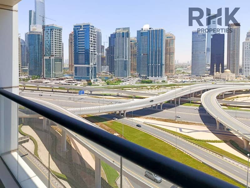 2 Panoramic Dubai skyline and highway views from JLT apartment balcony