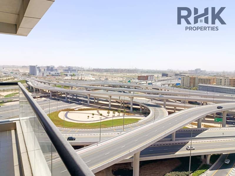 8 Balcony view of Sheikh Zayed Road interchange from Jumeirah Lakes Towers apartment