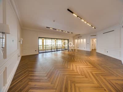 3 Bedroom Apartment for Sale in Palm Jumeirah, Dubai - 3 Bedrooms | Spacious Layout | Wood Flooring