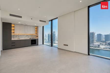 1 Bedroom Apartment for Sale in Business Bay, Dubai - HIGH FLOOR | CANAL VIEW | CORNER UNIT | 06