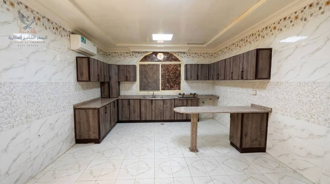 16 Enhancing_real_estate_listing_ph…_202608251644_4. jpeg