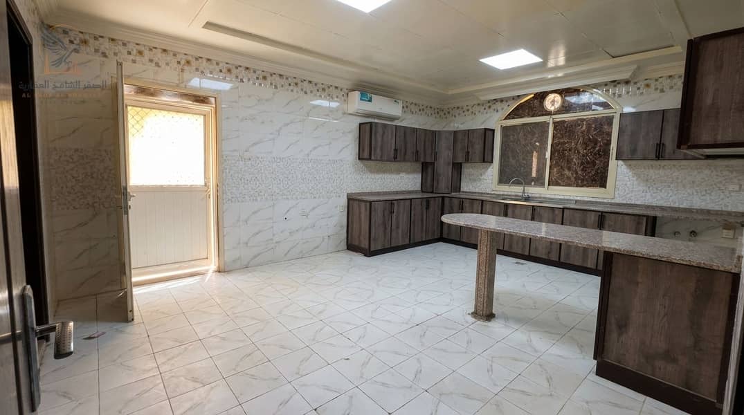 17 Real_estate_photo_enhancement_202608251644_2. jpeg