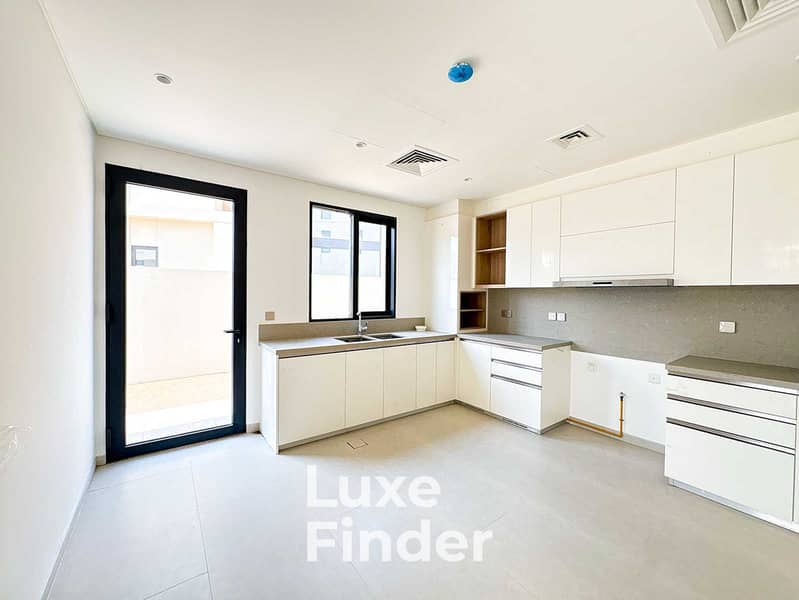 4 11. jpg