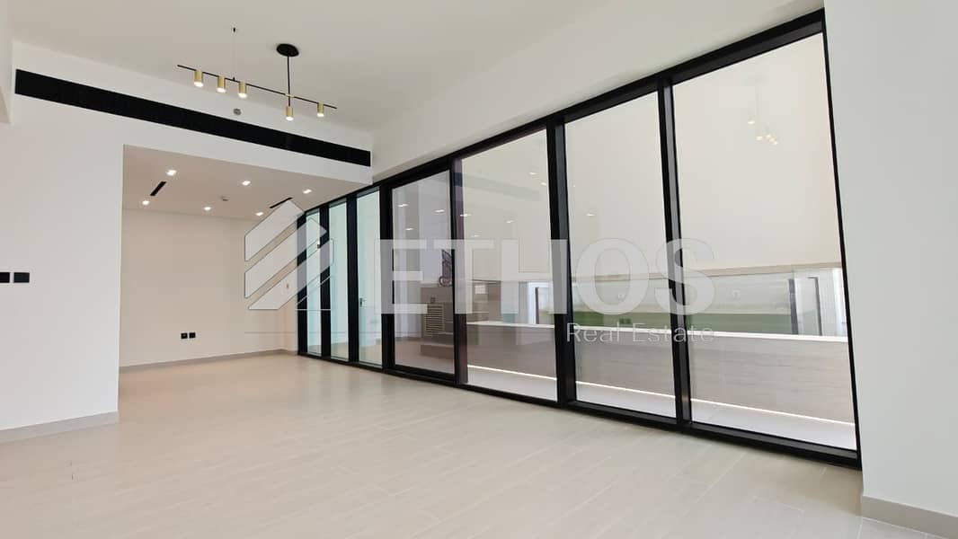 Private Pool | High Floor | Pool View | Luxury Private Pool | High Floor | Pool View | Luxury
