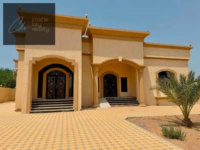 4 Bedroom Villa Compound for Rent in Al Jazeera Al Hamra Industrial, Ras Al Khaimah - WhatsApp Image 2026-08-25 at 2.51. 55 PM. jpeg 4 Bedroom Villa Compound for Rent in Al Jazeera Al Hamra Industrial, Ras Al Khaimah - WhatsApp Image 2026-08-25 at 2.51. 55 PM. jpeg