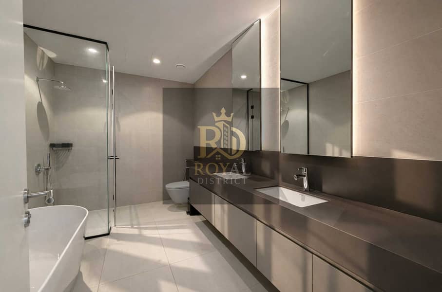 24 5 Bedroom F Robinia _page-0018. jpg