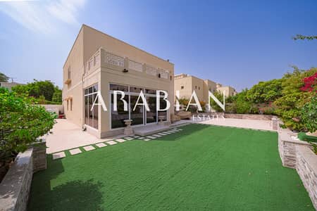 4 Bedroom Villa for Sale in The Meadows, Dubai - EXCLUSIVE | VACANT NOW | TYPE 2 | BACK TO BACK