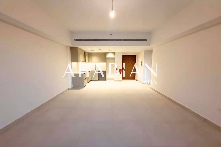 Sea & Marina Skyline View | High Floor | Brand New Sea & Marina Skyline View | High Floor | Brand New