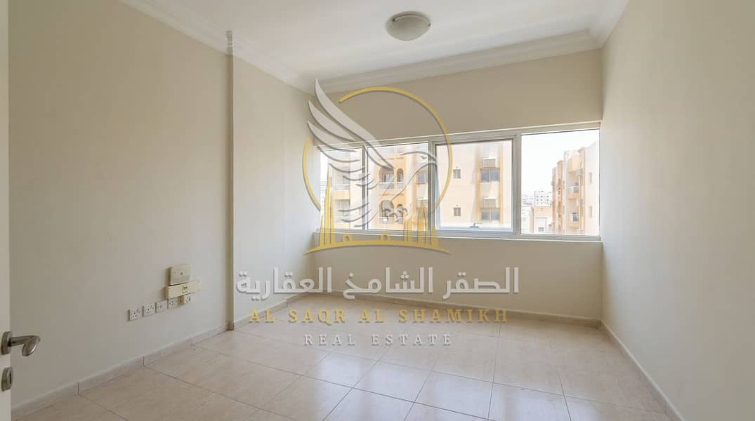 2 studio-for-rent-al-musalla-sharjah-spacious-central-ac-02. jpeg