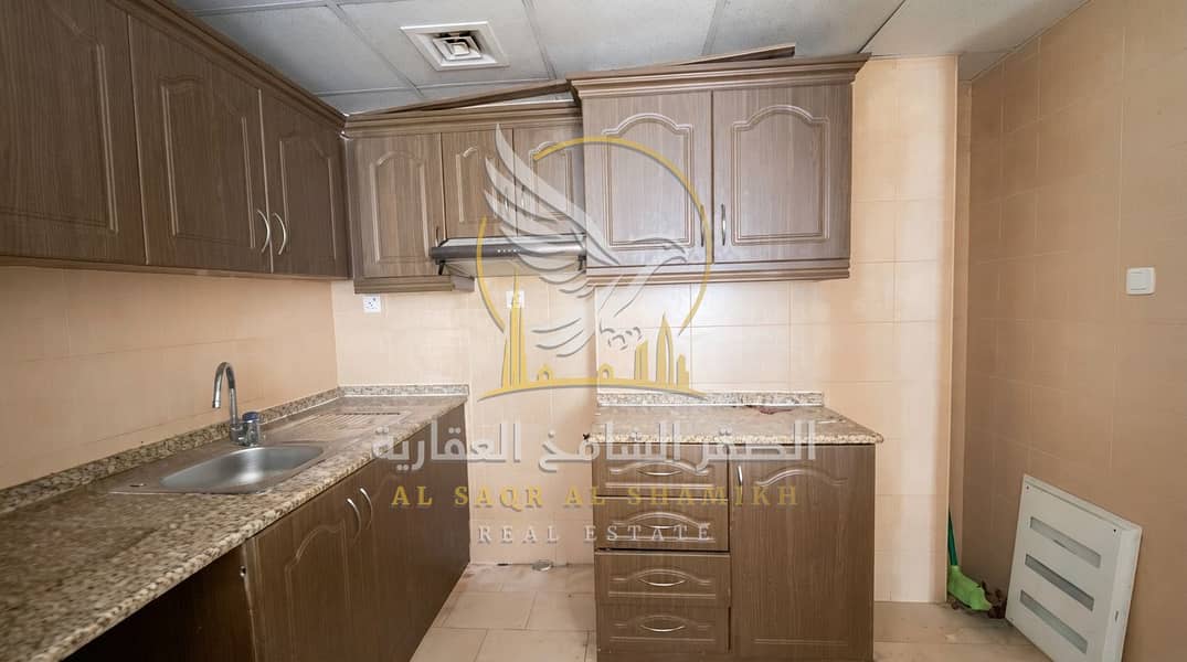 10 Real_estate_photo_enhancement_202608251635. jpeg