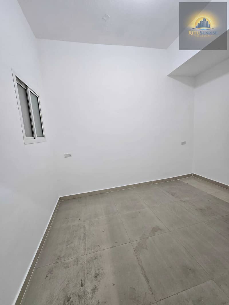 8 1000116524. jpg